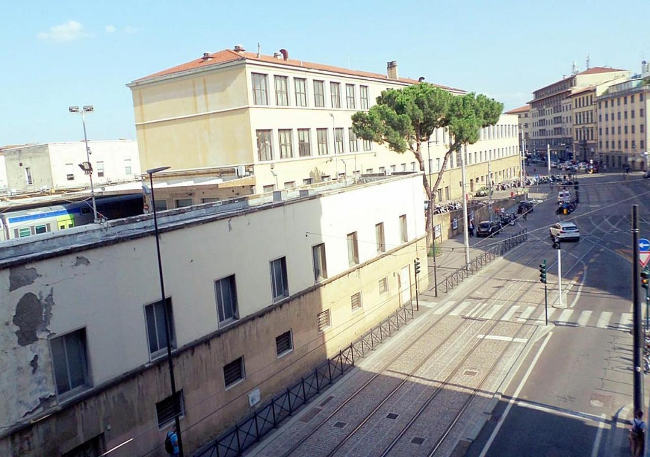 Station Firenze Acomodação com café da manhã Exterior foto